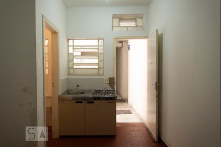 Cozinha de kitnet/studio para alugar com 1 quarto, 12m² em Vila Bertioga, São Paulo