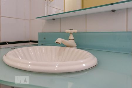 Apartamento à venda com 62m², 2 quartos e 1 vagaBanheiro - Torneira