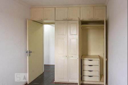 Apartamento à venda com 62m², 2 quartos e 1 vagaQuarto 2 - Armários