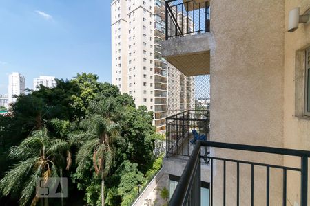 Apartamento para alugar com 64m², 2 quartos e 1 vagaVista varanda