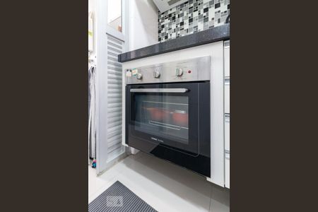 Apartamento para alugar com 64m², 2 quartos e 1 vagaCozinha - forno