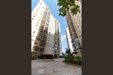 Apartamento para alugar com 64m², 2 quartos e 1 vagaFachada do condomínio