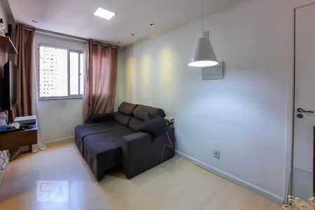 Sala de apartamento à venda com 2 quartos, 45m² em Canhema, Diadema