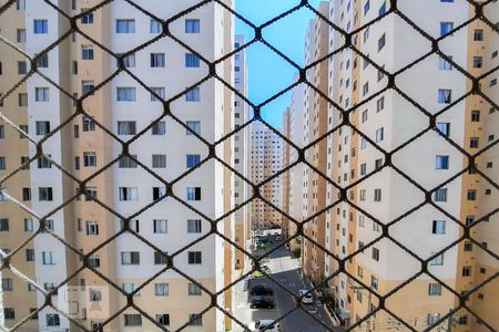 Vista  de apartamento à venda com 2 quartos, 45m² em Canhema, Diadema