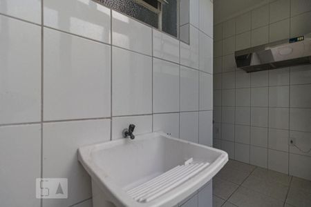 Apartamento à venda com 70m², 2 quartos e sem vagaArea de serviço