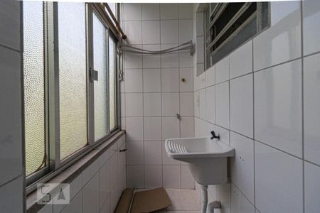 Apartamento à venda com 70m², 2 quartos e sem vagaArea de serviço