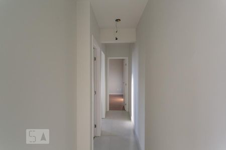 Corredor de apartamento à venda com 2 quartos, 55m² em São Geraldo, Belo Horizonte