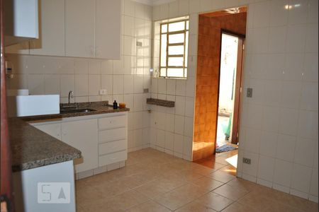 Casa à venda com 190m², 3 quartos e 3 vagasCozinha