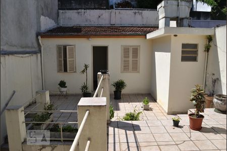 Casa à venda com 190m², 3 quartos e 3 vagasQuintal - Casa dos fundos