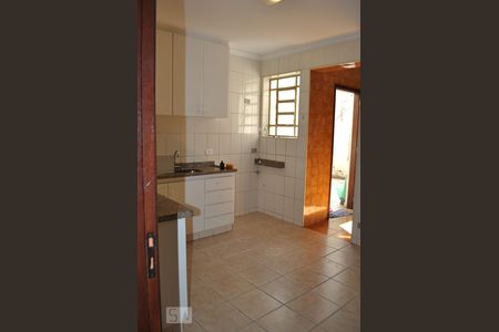 Casa à venda com 190m², 3 quartos e 3 vagasCozinha