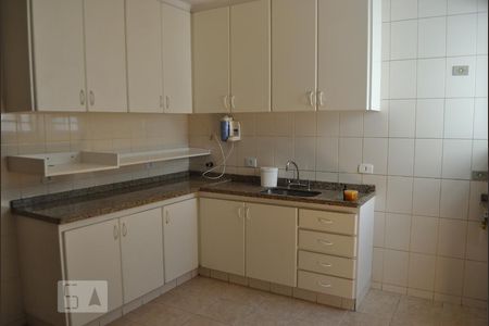 Casa à venda com 190m², 3 quartos e 3 vagasCozinha