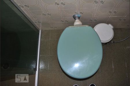 Casa à venda com 190m², 3 quartos e 3 vagasBanheiro