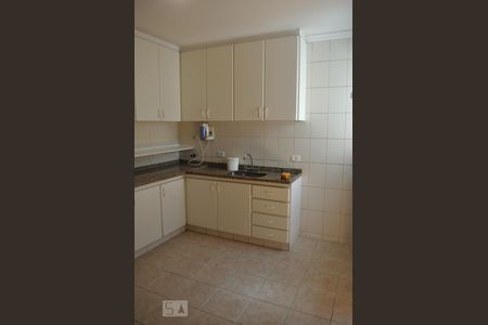 Casa à venda com 190m², 3 quartos e 3 vagasCozinha