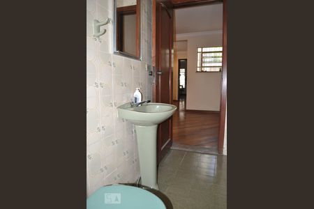 Casa à venda com 190m², 3 quartos e 3 vagasBanheiro