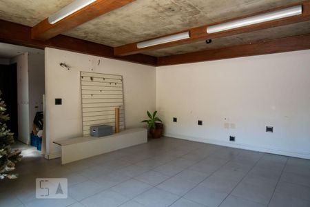 Casa à venda com 600m², 4 quartos e 2 vagasEscritório