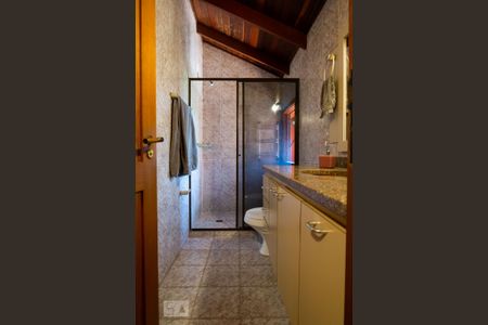 Casa à venda com 600m², 4 quartos e 2 vagasBanheiro da Suíte 2