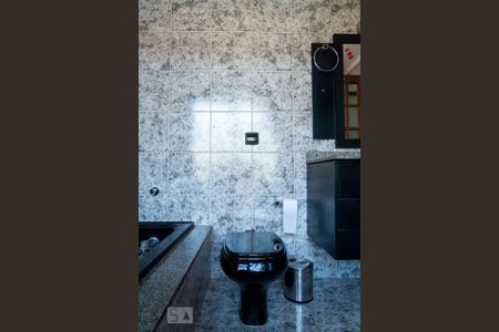 Casa à venda com 600m², 4 quartos e 2 vagasBanheiro da Suíte 1