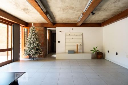 Casa à venda com 600m², 4 quartos e 2 vagasEscritório