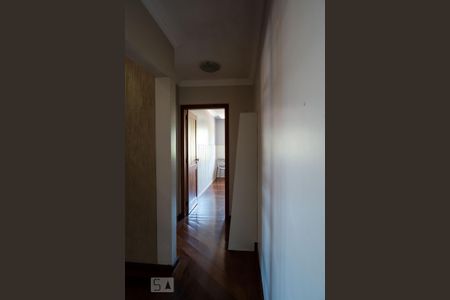 Casa à venda com 600m², 4 quartos e 2 vagasCorredor