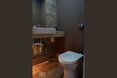 Casa à venda com 600m², 4 quartos e 2 vagasLavabo da Garagem