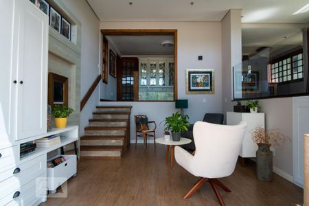 Casa à venda com 600m², 4 quartos e 2 vagasSala