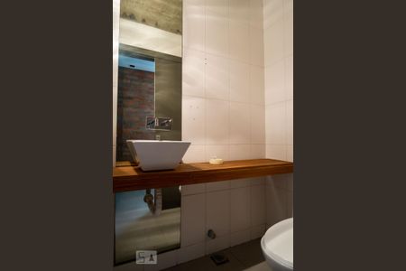 Casa à venda com 600m², 4 quartos e 2 vagasLavabo do Escritório