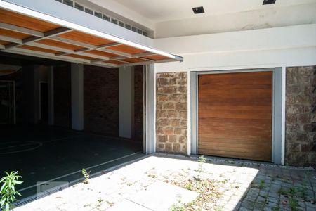 Casa à venda com 600m², 4 quartos e 2 vagasGaragem