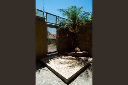 Casa à venda com 600m², 4 quartos e 2 vagasÁrea Externa