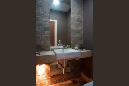 Casa à venda com 600m², 4 quartos e 2 vagasLavabo da Garagem