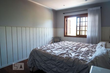 Casa à venda com 600m², 4 quartos e 2 vagasSuíte 1