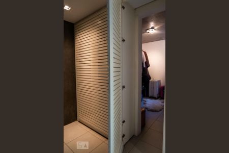 Casa à venda com 600m², 4 quartos e 2 vagasCloset da Área de Serviço