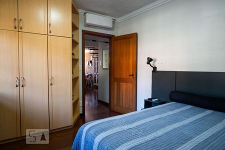 Casa à venda com 600m², 4 quartos e 2 vagasQuarto 1