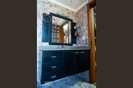 Casa à venda com 600m², 4 quartos e 2 vagasBanheiro da Suíte 1