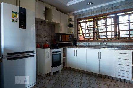 Casa à venda com 600m², 4 quartos e 2 vagasCozinha