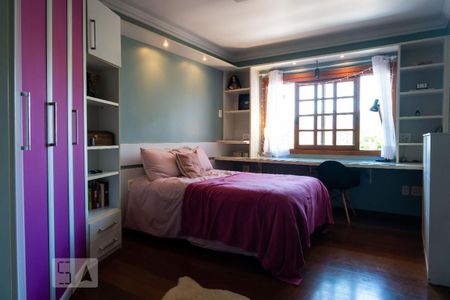 Casa à venda com 600m², 4 quartos e 2 vagasQuarto 2