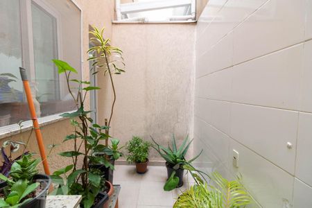 Casa à venda com 180m², 3 quartos e 2 vagasQuintal