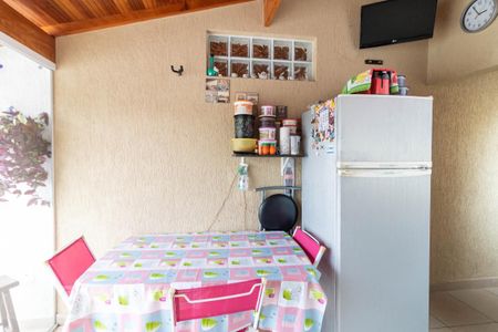 Casa à venda com 180m², 3 quartos e 2 vagasEspaço Gourmet