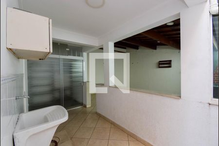 Casa à venda com 201m², 3 quartos e 3 vagas Casa à venda com 201m², 3 quartos e 3 vagasÁrea de Serviço