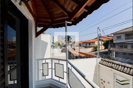 Casa à venda com 201m², 3 quartos e 3 vagas Casa à venda com 201m², 3 quartos e 3 vagasVaranda do Quarto 3