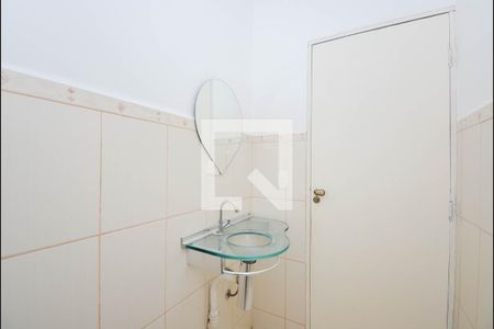 Casa à venda com 201m², 3 quartos e 3 vagas Casa à venda com 201m², 3 quartos e 3 vagasLavabo