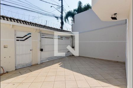 Casa à venda com 201m², 3 quartos e 3 vagas Casa à venda com 201m², 3 quartos e 3 vagasÁrea Externa