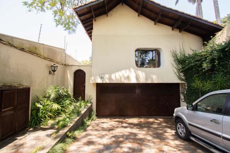 Casa à venda com 400m², 4 quartos e 4 vagasFachada
