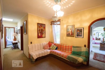 Casa à venda com 400m², 4 quartos e 4 vagasSala de TV