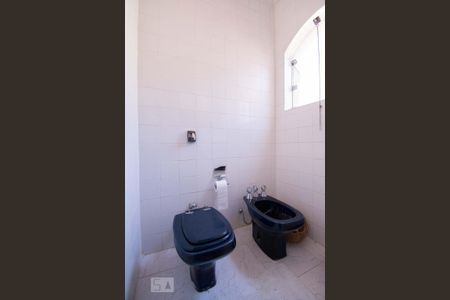 Casa à venda com 400m², 4 quartos e 4 vagasBanheiro da Suíte