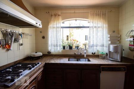 Casa à venda com 400m², 4 quartos e 4 vagasCozinha