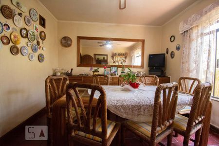 Casa à venda com 400m², 4 quartos e 4 vagasCozinha