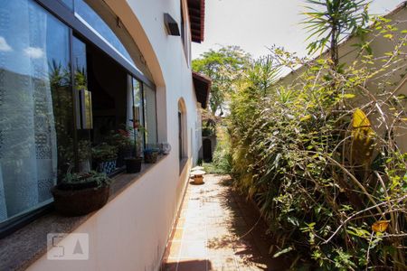 Casa à venda com 400m², 4 quartos e 4 vagasQuintal