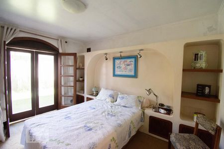 Casa à venda com 400m², 4 quartos e 4 vagassuíte