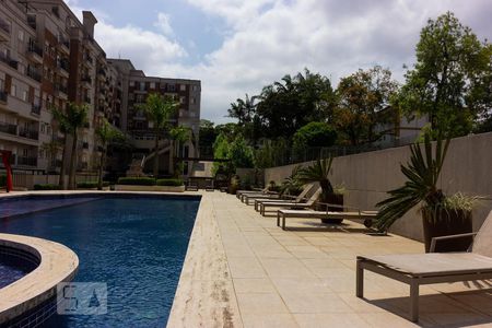 Apartamento para alugar com 38m², 1 quarto e 1 vaga Apartamento para alugar com 38m², 1 quarto e 1 vagaÁrea Comum - Piscina