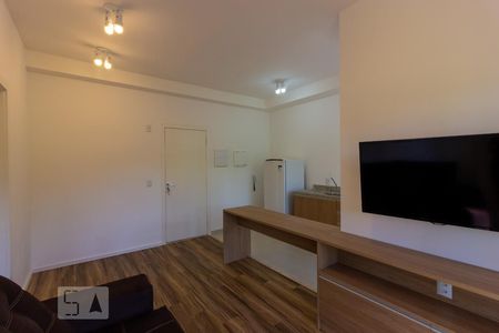 Sala  de apartamento para alugar com 1 quarto, 38m² em Granja Viana, Cotia